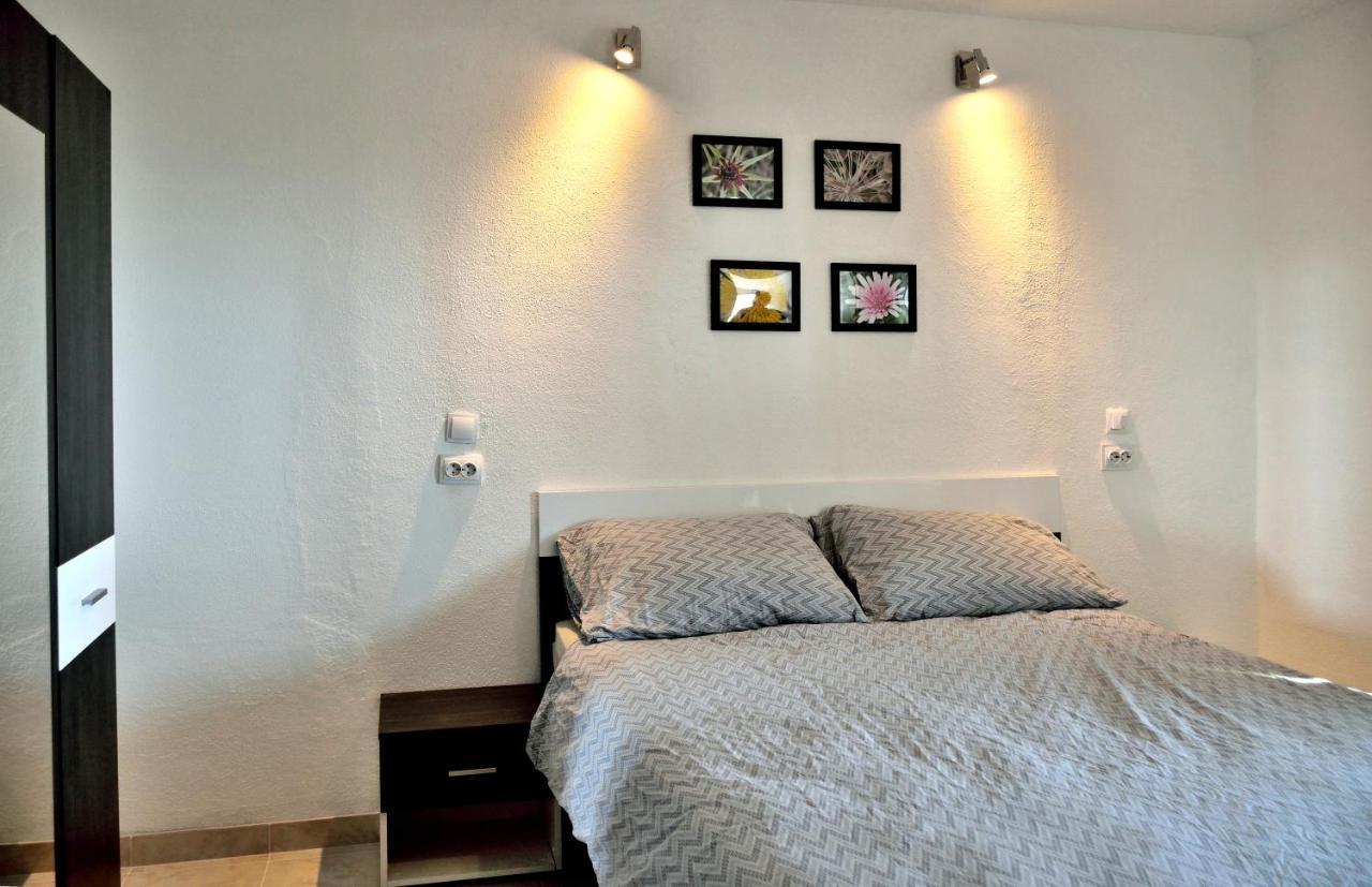 B&B On The Rocks Blizna Donja Ngoại thất bức ảnh